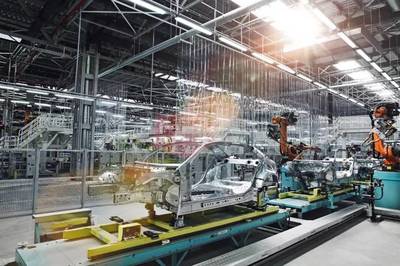 北京奔馳第200萬輛整車下線，前驅(qū)車工廠落成開啟物流新篇章